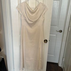 Hello Molly Get In Formation Midi Dress! Size small